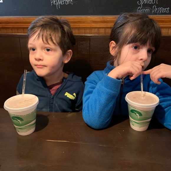 Meet your Posher, Aphrodite's - Picture 7 of 13